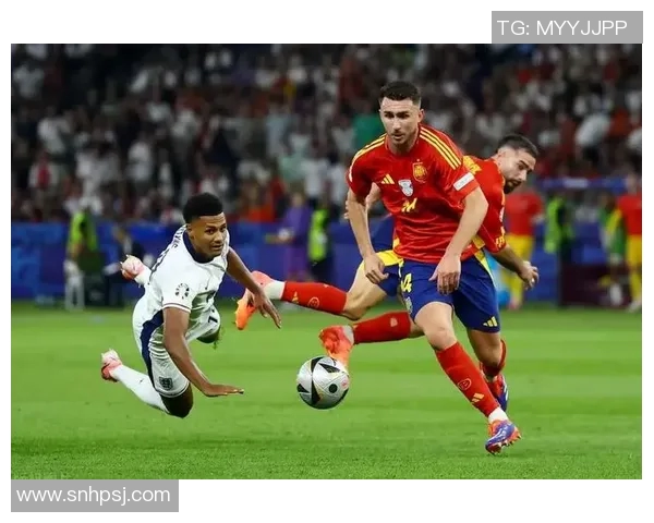 国际足球锦标赛盛况空前各国球队争夺荣耀与梦想的巅峰对决